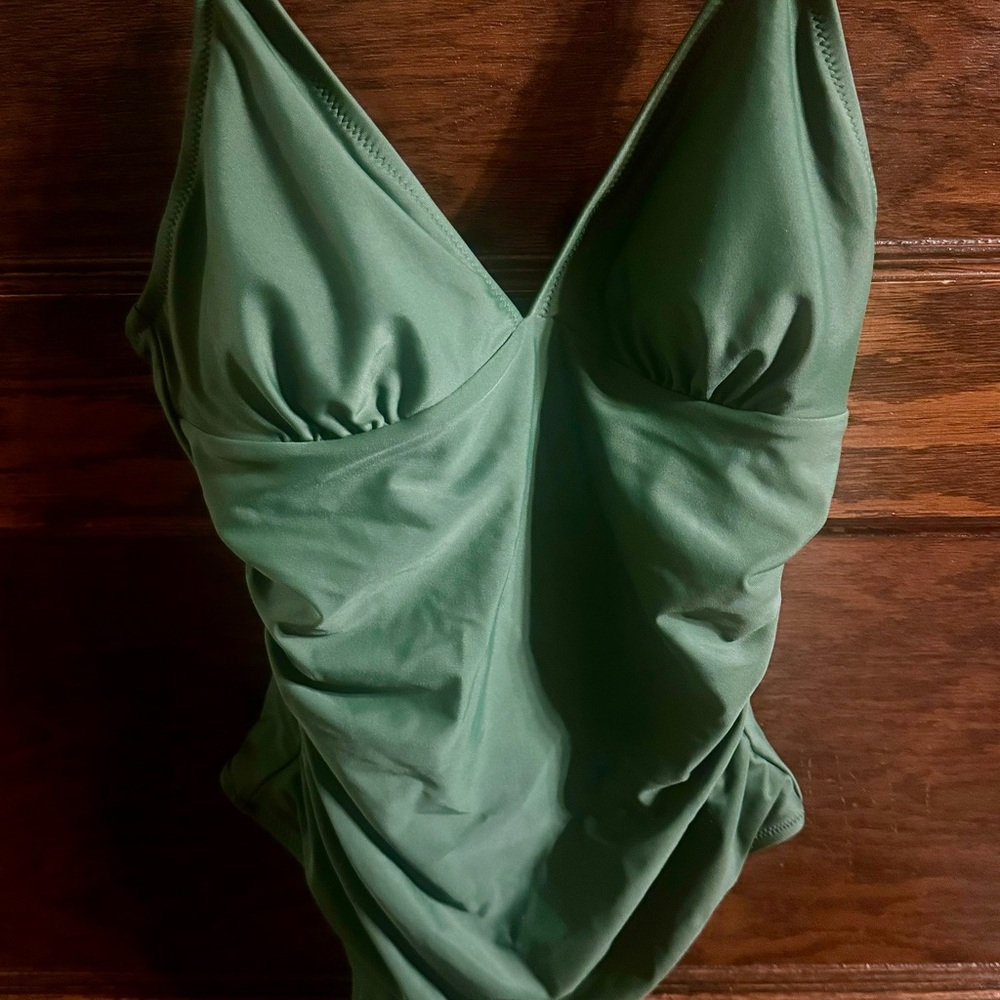 Cupshe Green Bedding Set